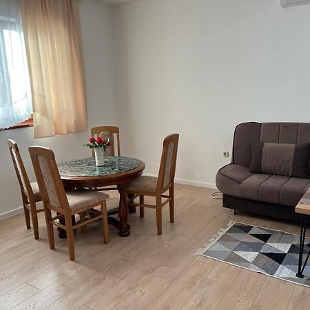 Cheap House Near The Center Of The City Mostar Esterno foto