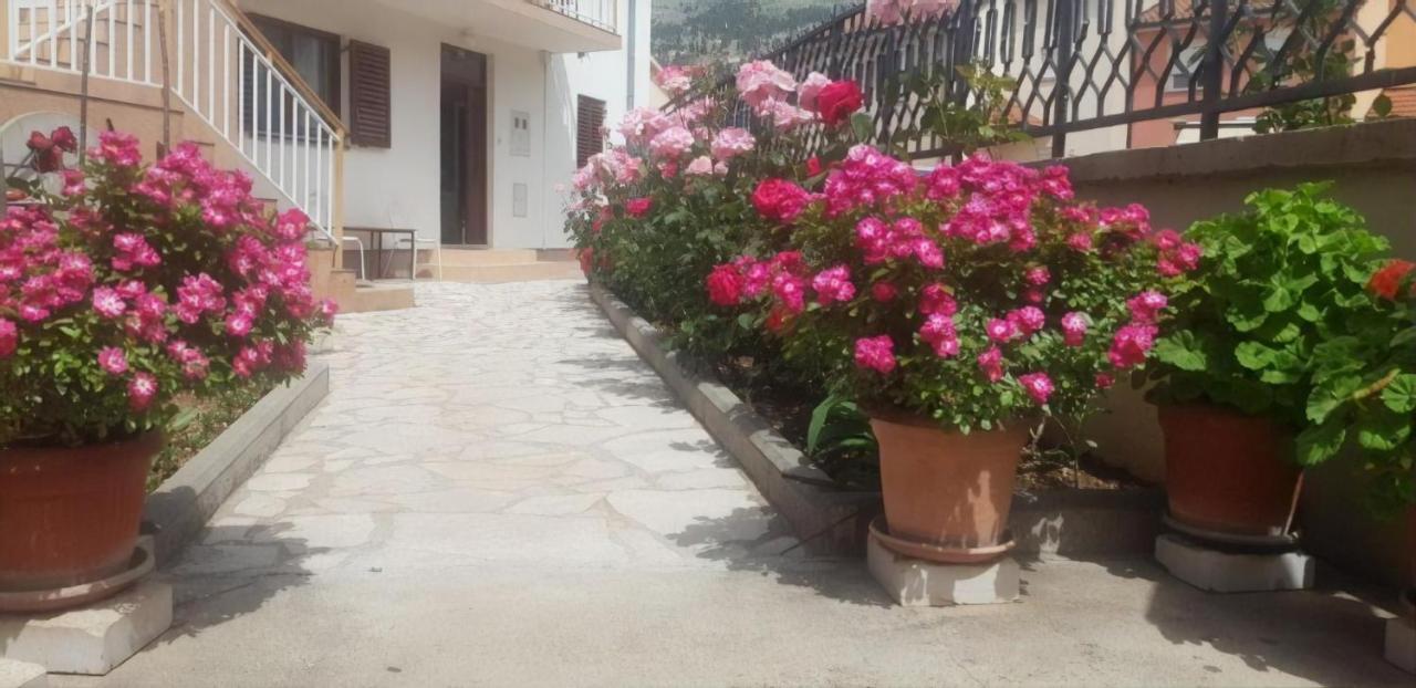 Cheap House Near The Center Of The City Mostar Esterno foto